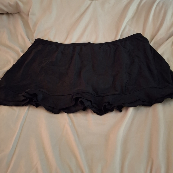 Beach Maidenform Women's Black Satin Mini Swim Skirt - Picture 5 of 6